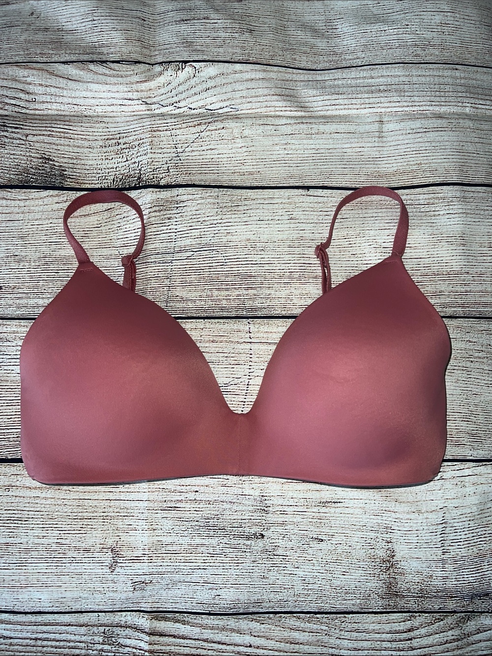 Victoria's Secret PINK Wear Everywhere Wireless Lightly Lined Bra
